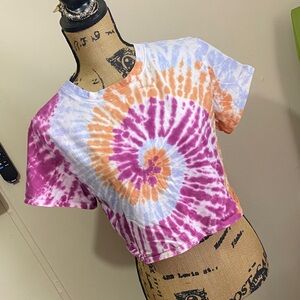 HAPPY NATION Cropped tie dye short sleeve tee shirt size women’s extra large